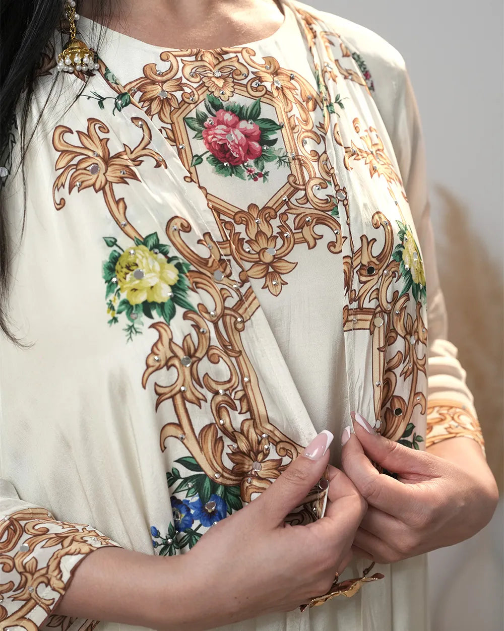 Indo-western heavy shrug set- off white