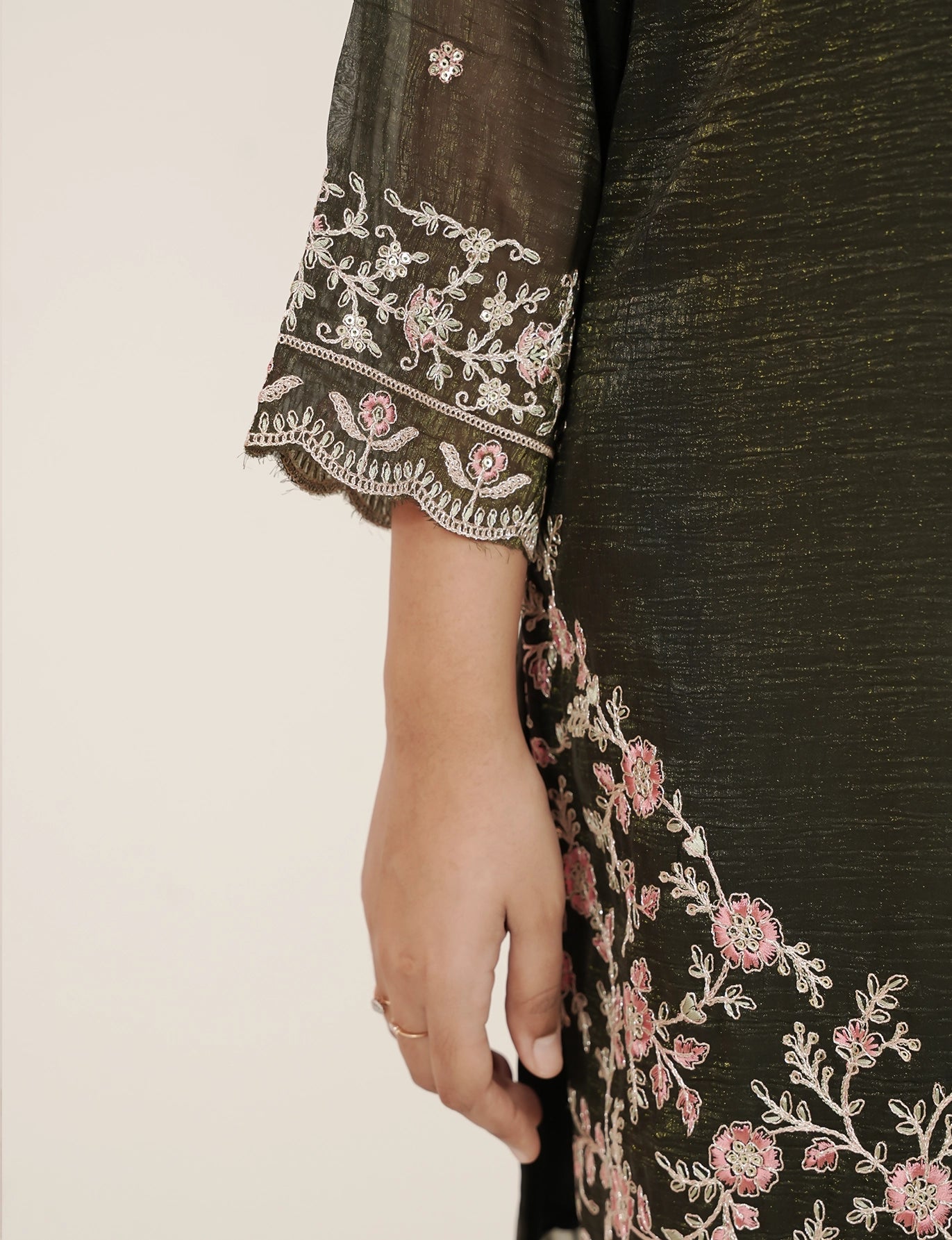 Embroidered 3Pc Short Salwar Suit