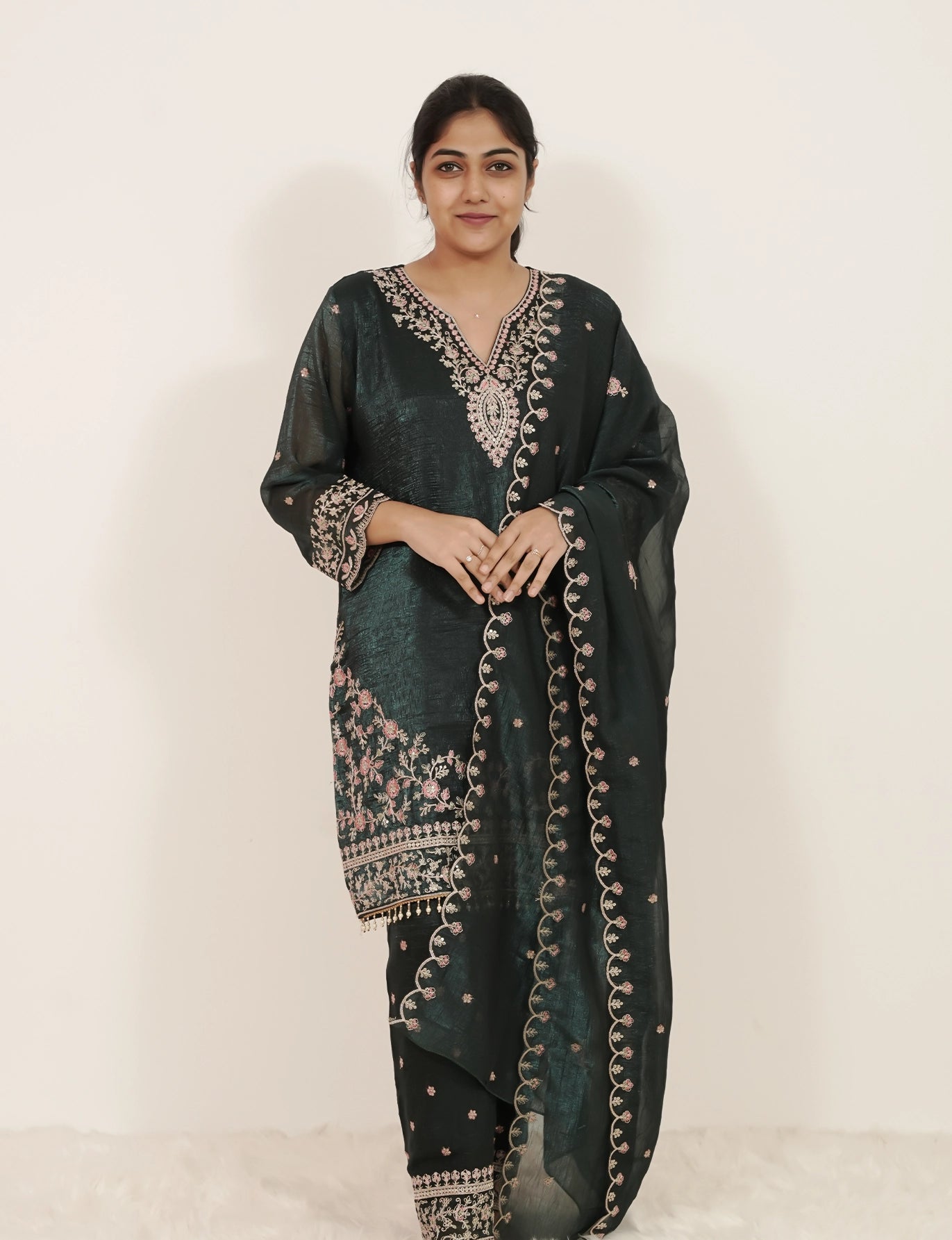 Embroidered 3Pc Short Salwar Suit