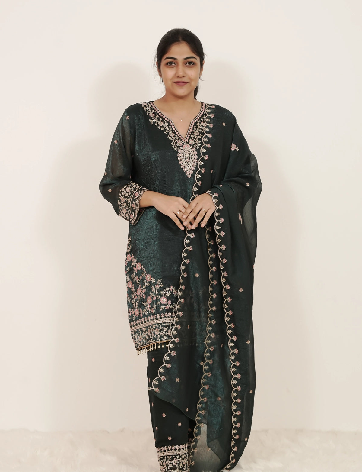 Embroidered 3Pc Short Salwar Suit